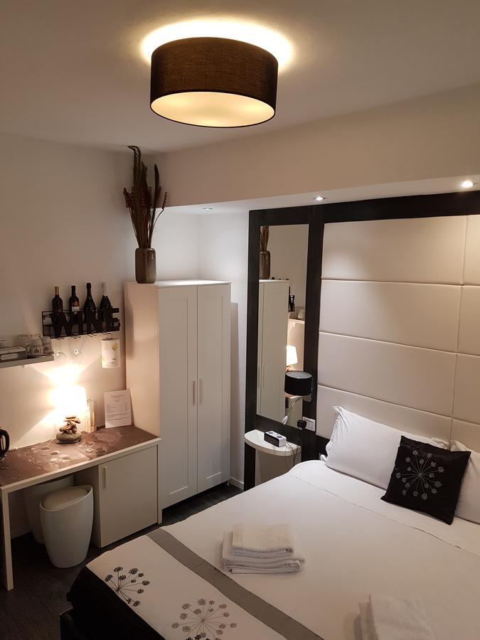 Bed and Breakfast Voyage Prive Deluxe La Spezia Exterior foto