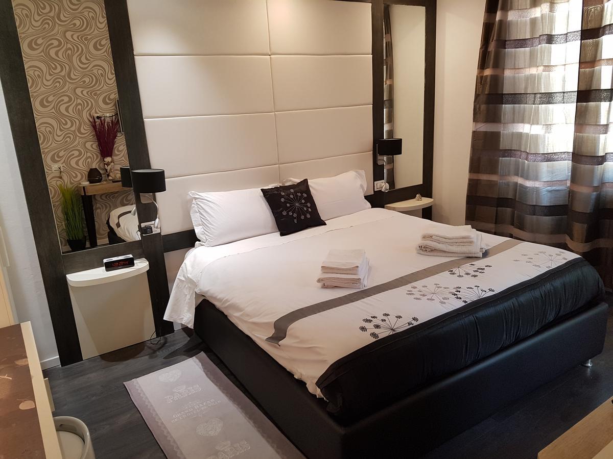 Bed and Breakfast Voyage Prive Deluxe La Spezia Exterior foto