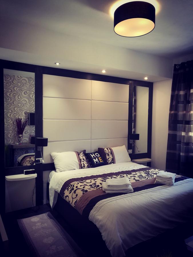 Bed and Breakfast Voyage Prive Deluxe La Spezia Exterior foto
